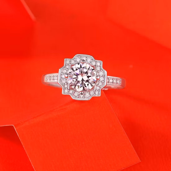 Pierre précieuse Moissanite 1 carat dans des bijoux en argent sterling R9207