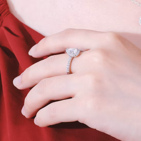 en Stock réel S925 bague en argent Sterling femmes dames mode luxe poire coupe Vvs Moissanite diamant bague de fiançailles de mariage
