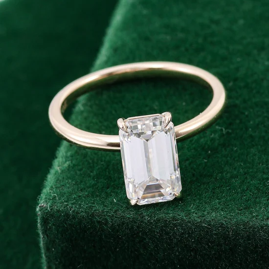 Bijoux fins 14K or jaune Vvs Def couleur Moissanite diamant taille émeraude bague de fiançailles à la main pour les femmes prix de gros